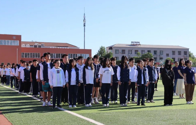 北京怀柔索兰诺中学2023-2024学年第二学期第18周升旗仪式